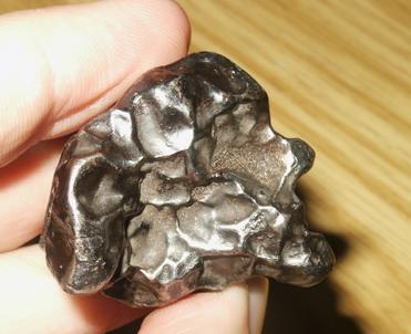 An iron meteorites from which cosmic ray variations can be reconstructed